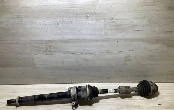BMW X2 F39 Front driveshaft 8681524