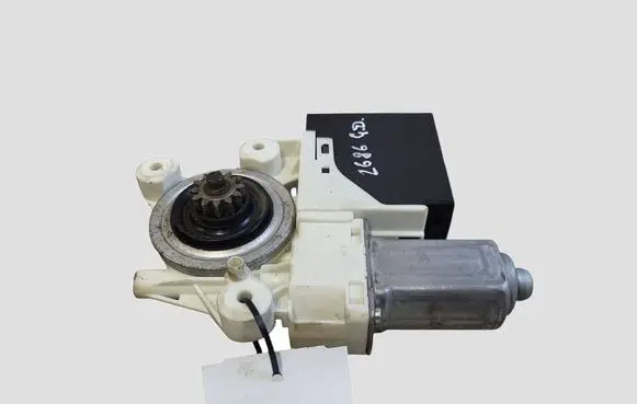 Volvo S40 Rear door window regulator motor 30724757 994584107
