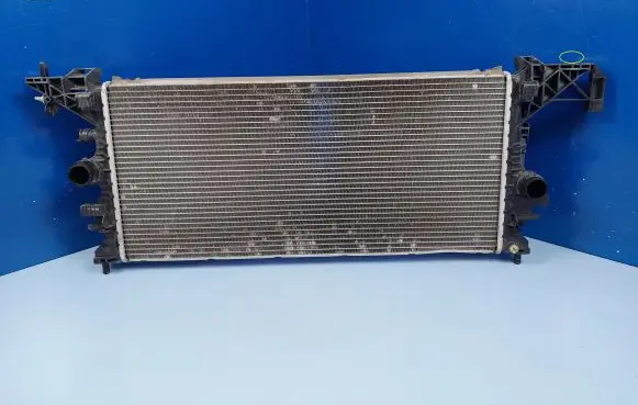 Opel Astra K Coolant radiator 39185893