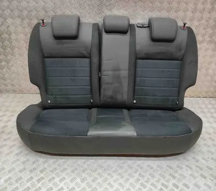Rear seat