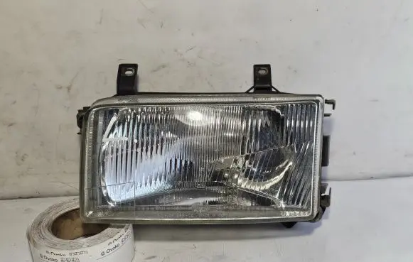 Volkswagen Transporter - Caravelle T4 Headlight/headlamp 9GH11735700 9GH11735701