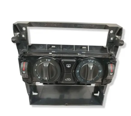 Mercedes-Benz C W202 Climate control unit 2108300185