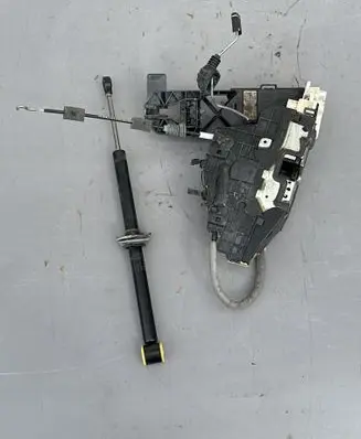 Mercedes-Benz S W221 Front door soft close latching motor A2217200016 A2217200835