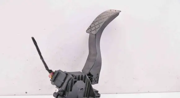 Seat Ibiza V (KJ) Accelerator throttle pedal 5Q0723503H