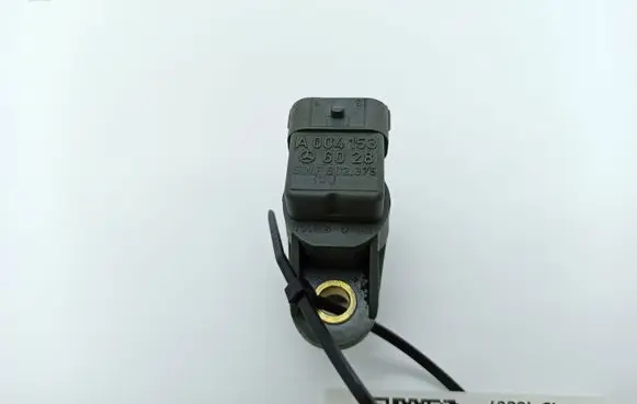 Mercedes-Benz C W203 Camshaft position sensor A0041536028 602375