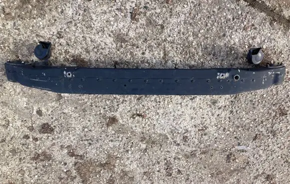 Mercedes-Benz S W220 Front bumper cross member