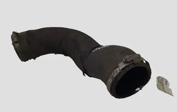 Volvo V70 Intercooler hose/pipe