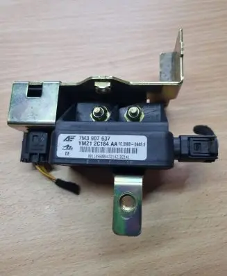 Volkswagen Sharan ESP acceleration yaw rate sensor 7M3907637 1J0907657A 1J0907651A