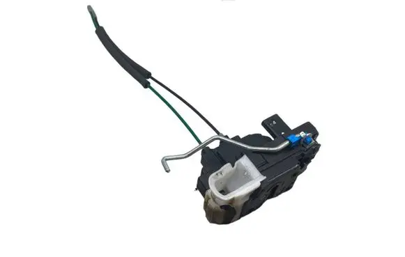 Hyundai i20 (PB PBT) Front door lock 813201J050