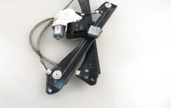 Volkswagen Jetta VI Front door window regulator with motor 3C0959793C 5C6837461K 561959701A