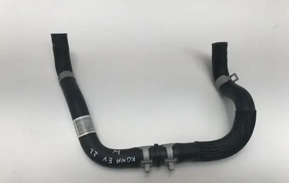 Hyundai Kona I Engine coolant pipe/hose 369300E655