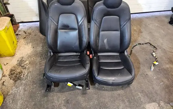 Tesla Model 3 Seat set 