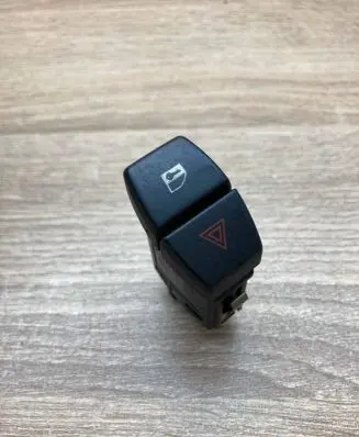 BMW 5 F10 F11 Hazard light switch 9161896