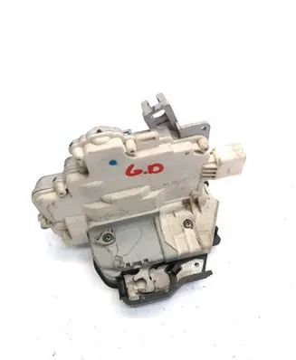 Audi A6 S6 C6 4F Rear door lock 4F0839016