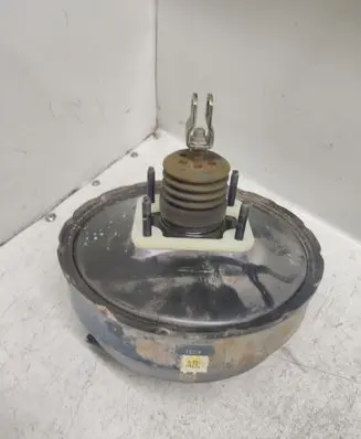 Hyundai Santa Fe Brake booster