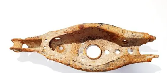 Toyota Avensis T270 Rear upper control arm/wishbone