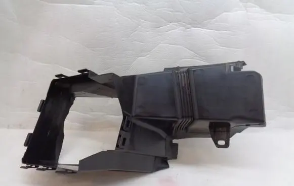Citroen C5 Aircross Intercooler air guide/duct channel 9817350180