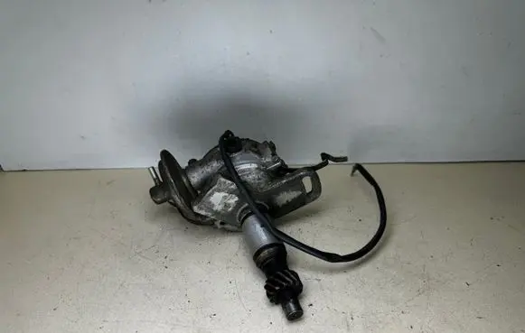 Subaru Leone 1800 Spark distributor 22100AA380 3G21