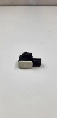 Volvo S60 Airbag deployment crash/impact sensor 31334336