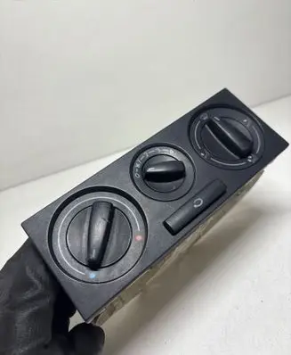 Volkswagen Golf IV Climate control unit 1J0819045F