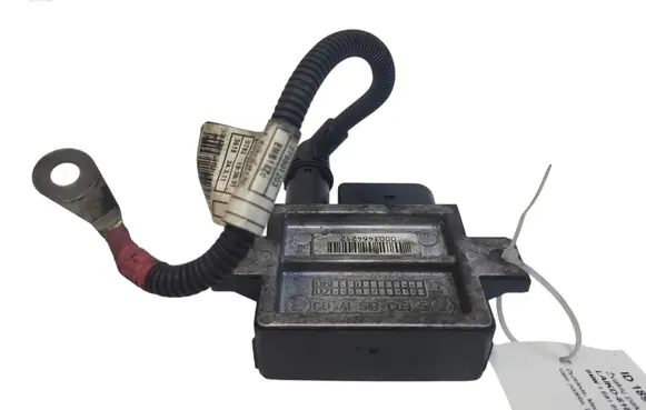 BMW 1 E81 E87 Glow plug pre-heat relay 0522120102 779800003