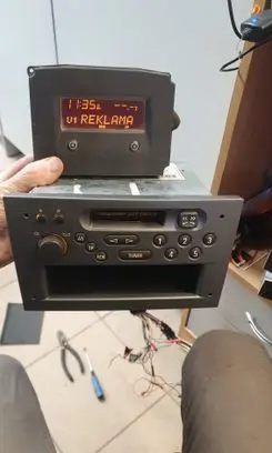 Opel Agila A Radio/CD/DVD/GPS head unit 09115095 CAR2003 7649200321
