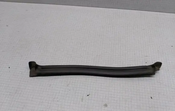 BMW 3 E46 Engine compartment rubber 