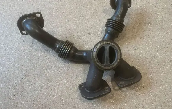 BMW M5 F90 Exhaust manifold 7843780