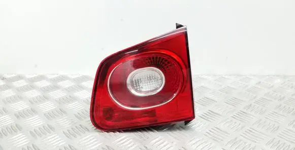 Volkswagen Tiguan Tailgate rear/tail lights 5N0945094C