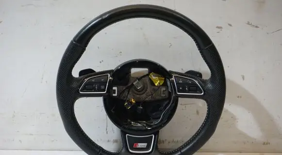 Audi RSQ3 Steering wheel 