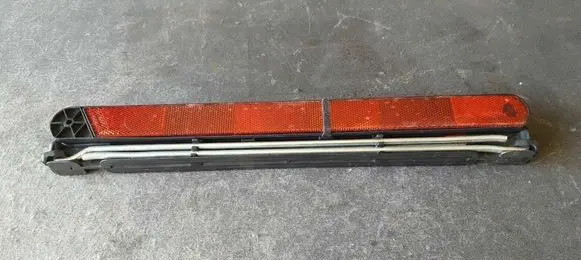 BMW 5 E39 Emergency warning sign 27R03566