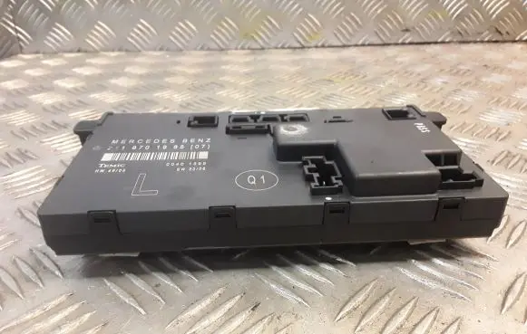 Mercedes-Benz E W211 Door control unit/module 2118701985 A2118701985