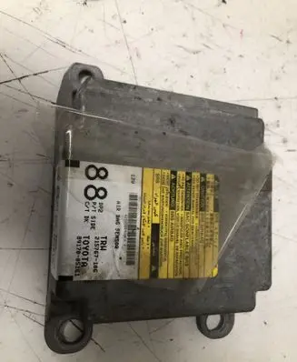 Toyota Avensis T250 Airbag control unit/module 8917005161