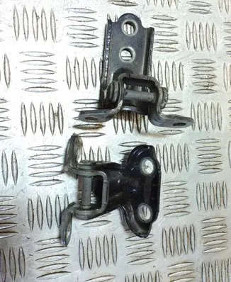 Subaru XV I Front door hinge set 