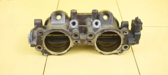 Subaru Forester SG Throttle body valve EJ255