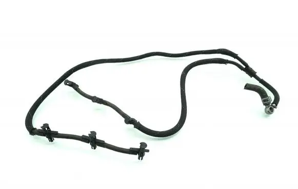 Audi A8 S8 D4 4H Fuel line pipe 
