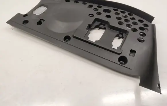Mercedes-Benz ML W166 Dashboard lower bottom trim panel 16905928