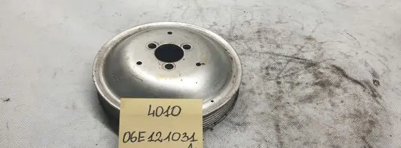 Audi A6 S6 C6 4F Water pump pulley 06E121031A