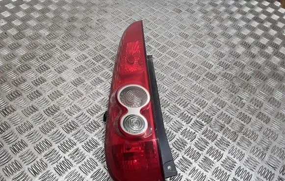 Ford Fiesta Rear/tail lights 6s6113405a