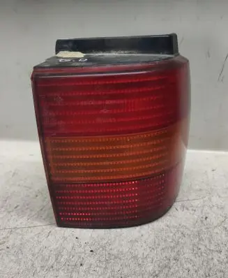 Volkswagen PASSAT B4 Rear/tail lights