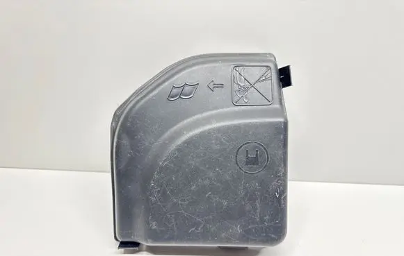 Citroen Berlingo Fuse box cover 9658418180