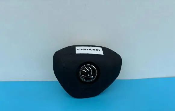 Skoda Fabia Mk3 (NJ) Airbag cover 3096109