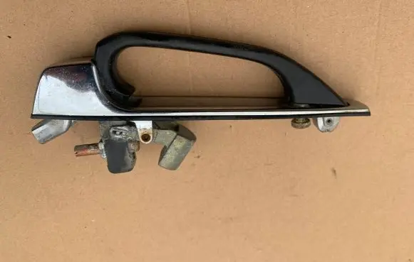 Mercedes-Benz W123 Rear door exterior handle