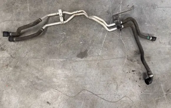 BMW X5 F15 Engine coolant pipe/hose 7644098 7646679