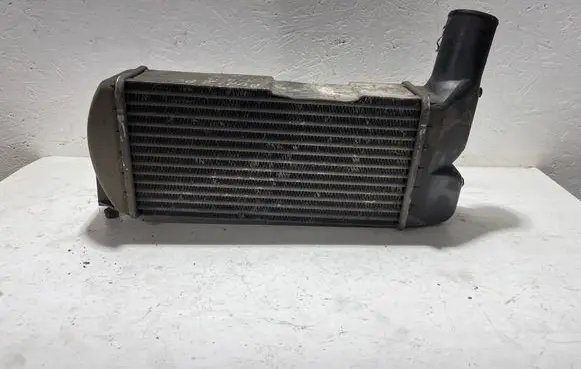 Audi 200 Intercooler radiator 035145805E 37176204