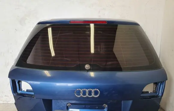 Audi A4 S4 B7 8E 8H Tailgate/trunk/boot lid