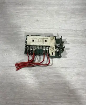 BMW 5 E39 Fuse box set 8370639 61138370639 8367768