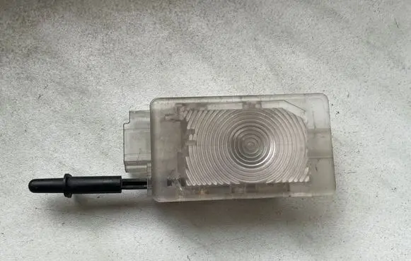 Opel Zafira C Glove box light 13577963