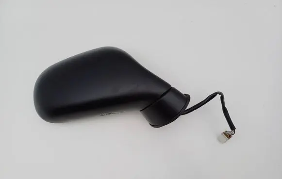 Mitsubishi Carisma Front door electric wing mirror 010416