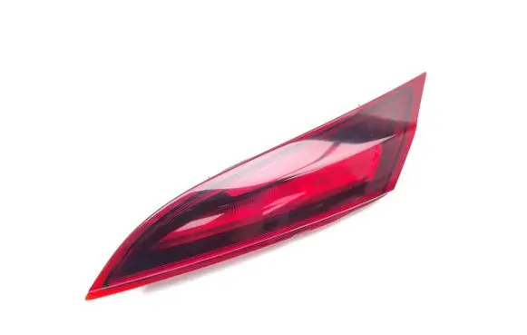 Tailgate rear/tail lights